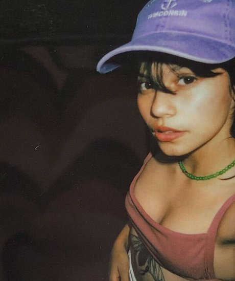 Daniela Montaguth hot pornstar gallery