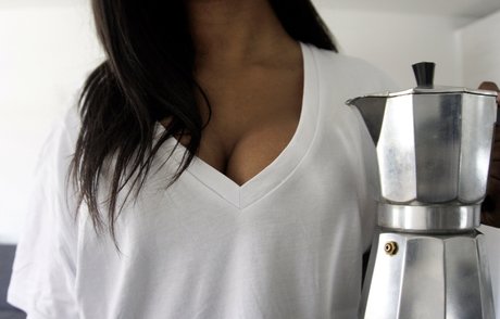 noemie noirfree model hot photos