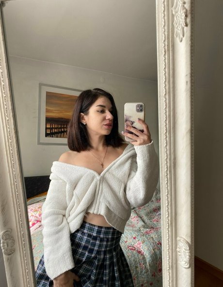 kaya ya model naked image