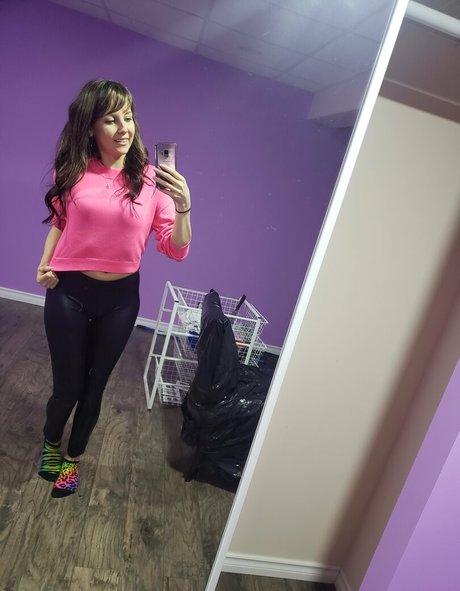 andiland pretty model pictures