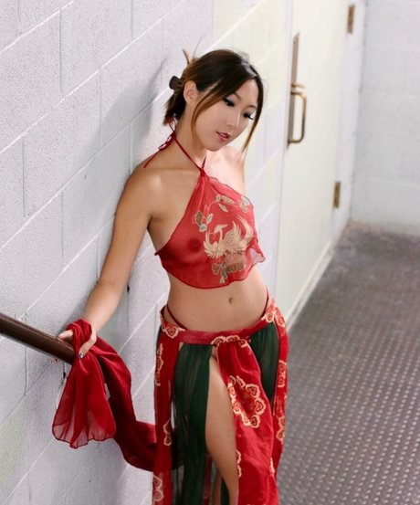 instasunnyyy nude actress pictures