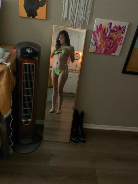 Yellowspoongirl pornstar top img