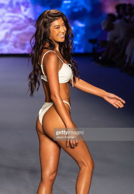 bikini fitness onlyfans free sexy image