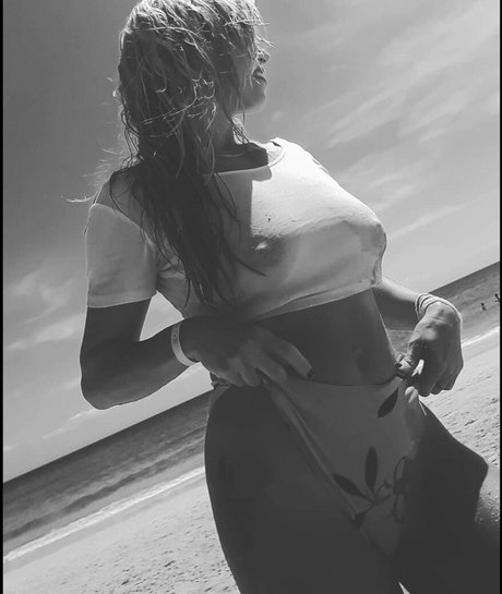 Alexandrina Ale porn actress images