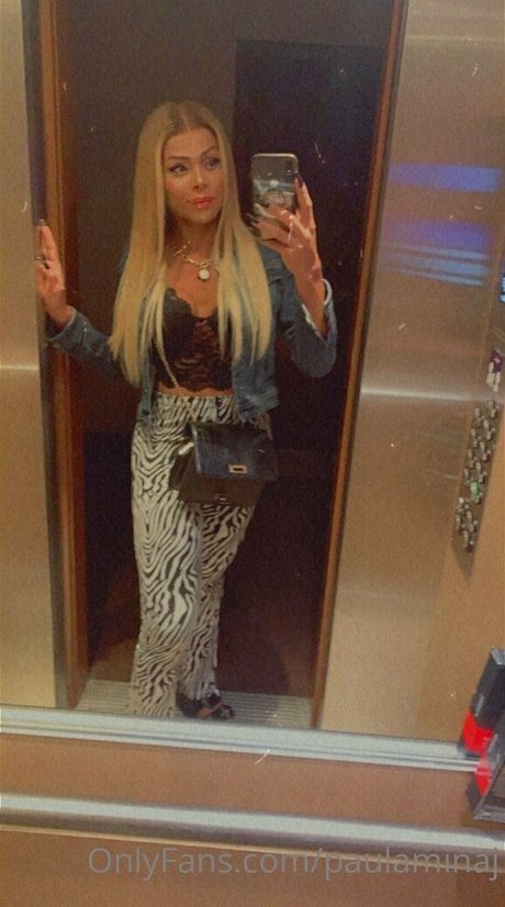 paulaminaj porn star image