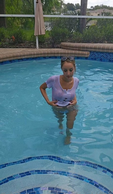 blonde secretary onlyfans hot sexy photos