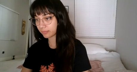 Delightfulhug erotic pornstar pics