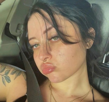 Laney Baby model pornographic pictures