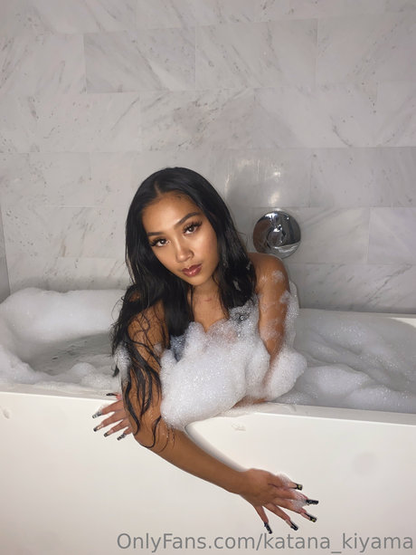 Katana Kiyama_ model adult photos