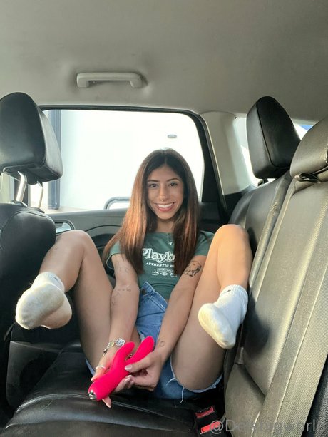 Delia Mandujano_ pornstar exclusive image