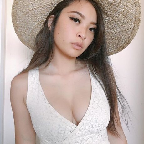 blonde trans onlyfans sexy nudes img