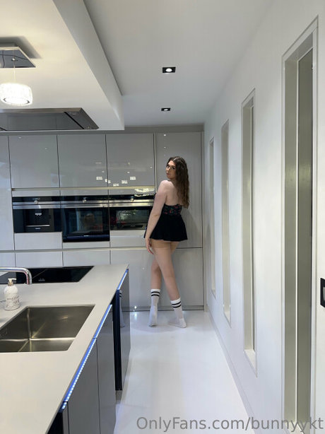 Katie Woolls_ hot actress photos