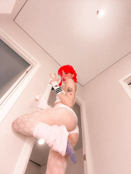 Flaffyx_ beautiful model image