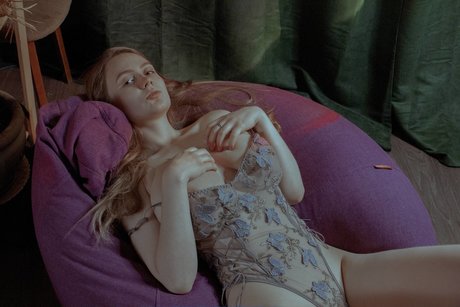 Lou Jeen top model archive