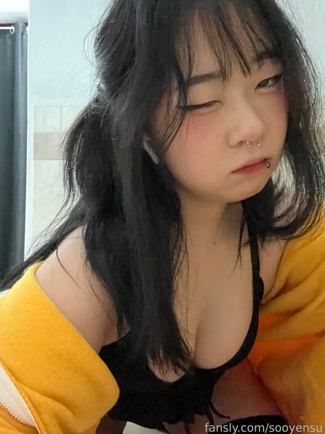 Sooyensu nude star image