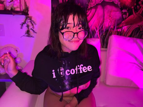 Ananunez model top images