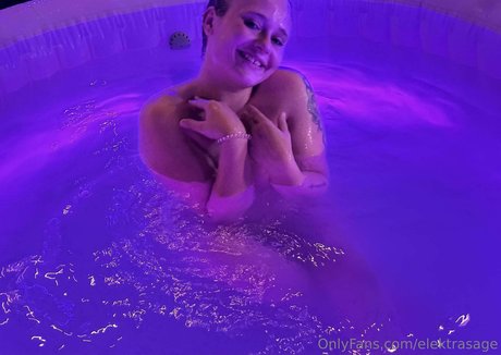 big tits nerd onlyfans hd galleries