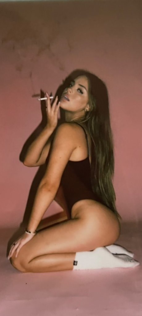 curvy kitty onlyfans sexy nude photo