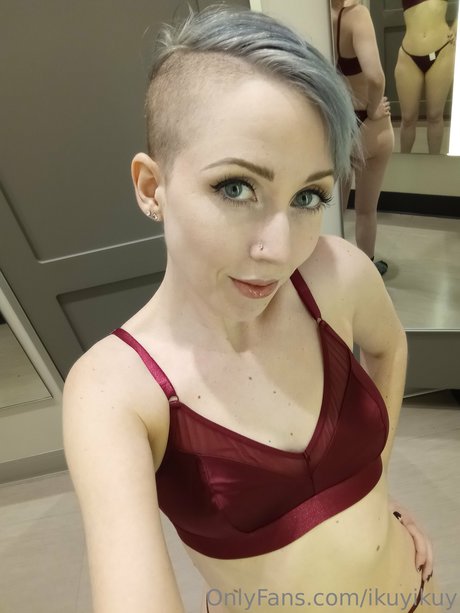 Ikuy Cosplayer nude star gallery