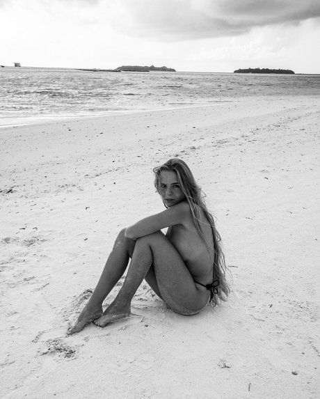 whore wife onlyfans pornographic pictures