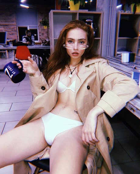 Renata Ri pornstar beautiful galleries