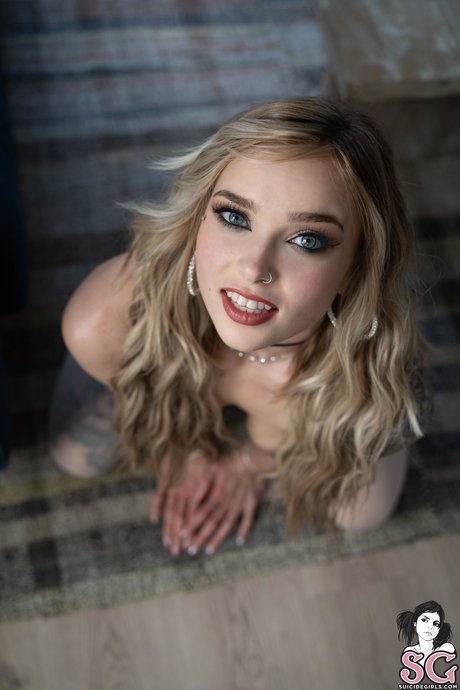 Elease hd model gallery