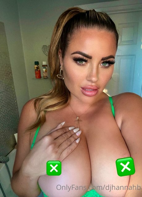 Dj Hannah B xxx star image