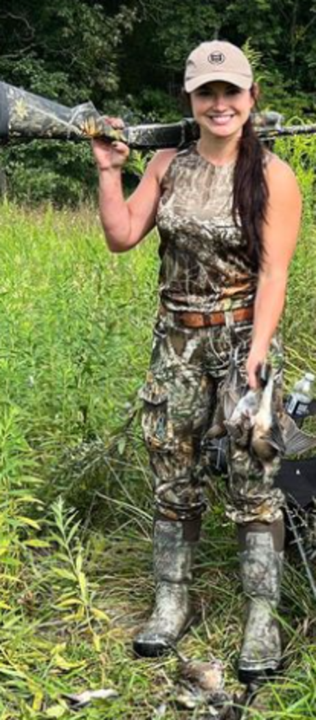 Hannah Barron star exclusive pics