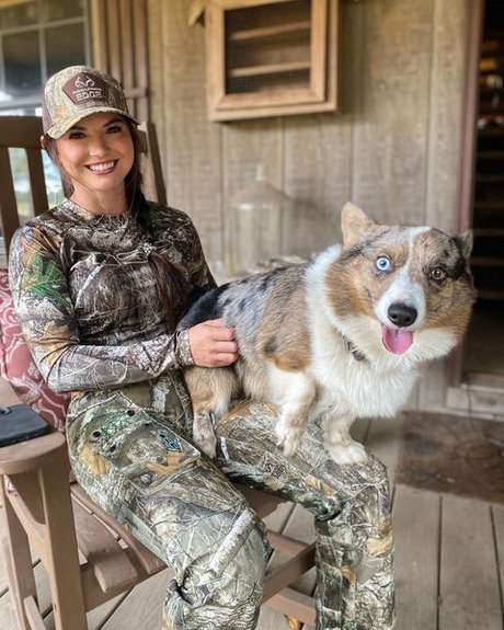 fat redhead onlyfans nude image