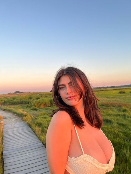 Colleen Sheehan model hd pics