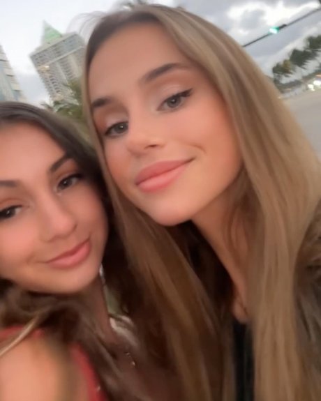 bisexual couple onlyfans pornos picture