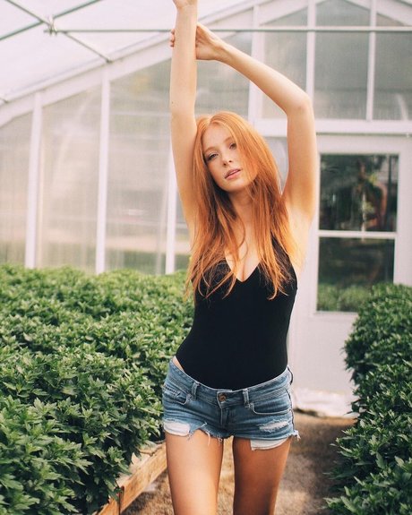 Madeline Ford art model archive