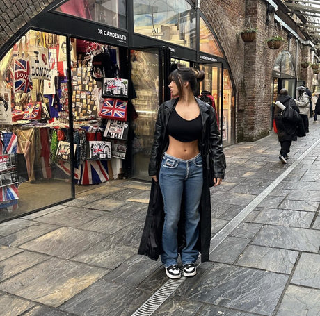 Shannon Singh model pornographic photos