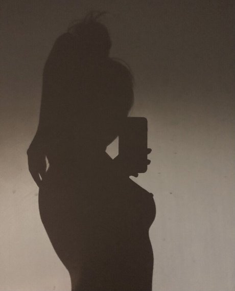 Ceara Maya_ perfect model pic