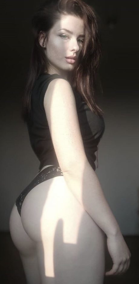 Innervus_ xxx actress photo