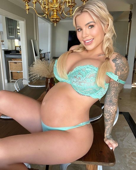 Jessica Weaver Cakes sex star pics