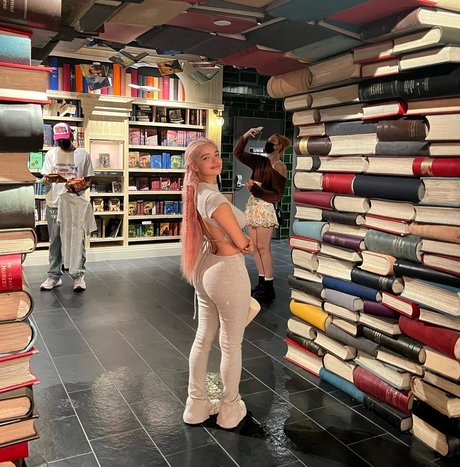 Sab Zada pornstar hot images