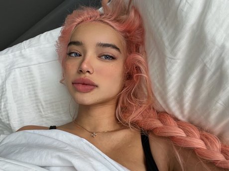 18 year old onlyfans perfect archive