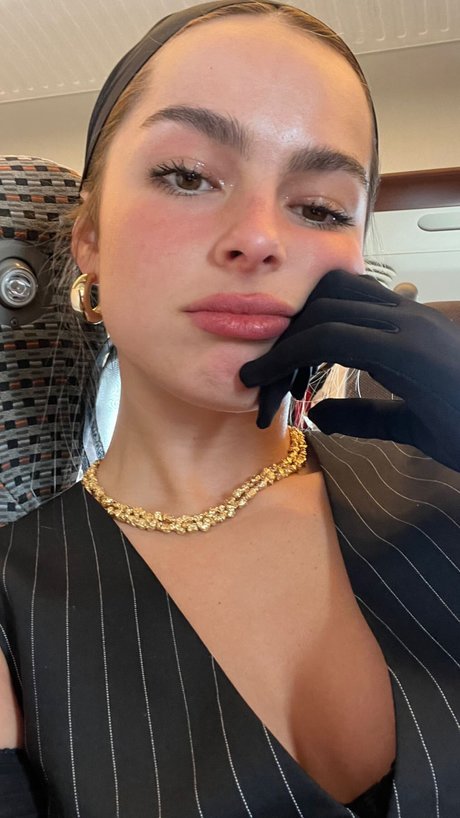 Addison Rae beautiful model photos