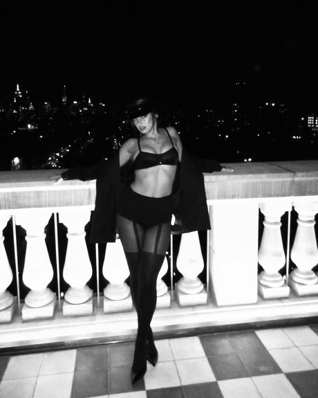 Addison Rae hd star pics