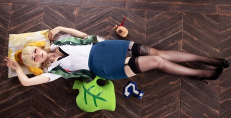 Fraulein Milk adult star photos