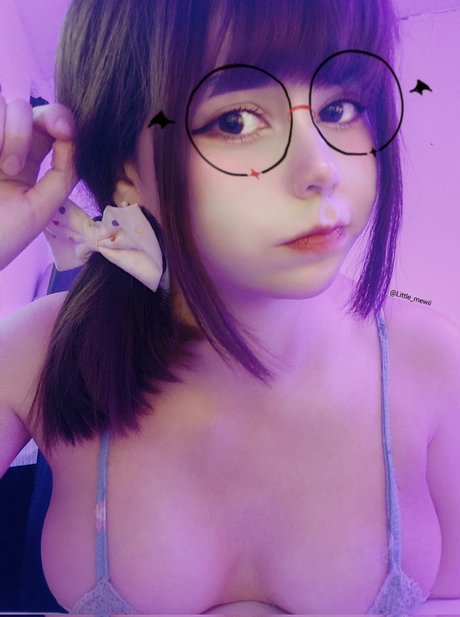 Little mewi art actress galleries