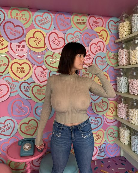 lesbian pussy onlyfans art nude img