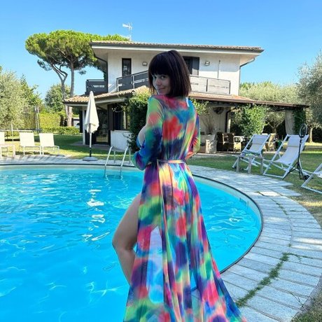 Madalina Ioana Filip erotic model photo