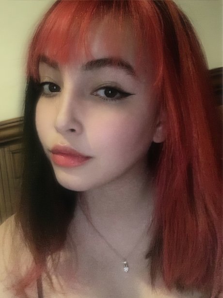 Amongucita perfect model photo