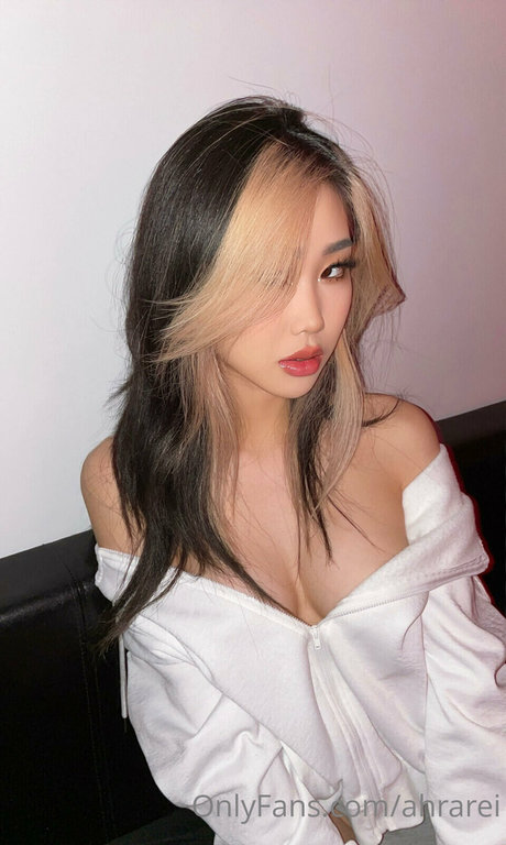 AHRA REI porn star pic
