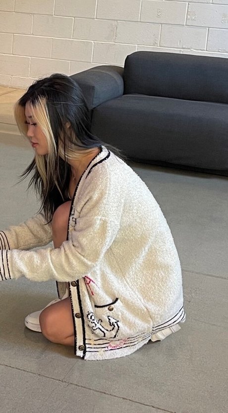 AHRA REI pornstar image