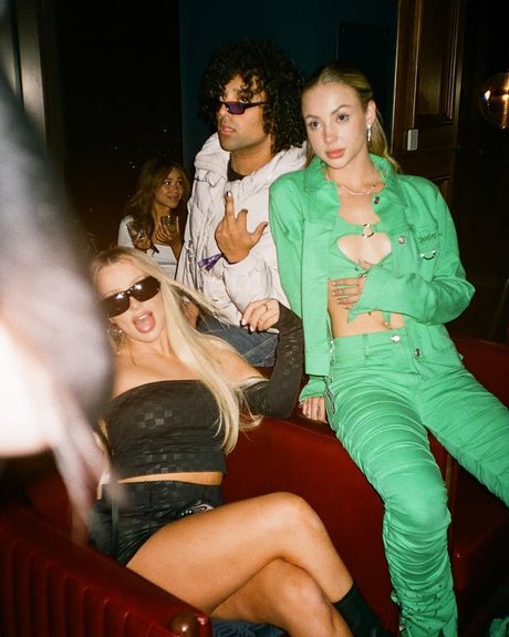 cum selfie onlyfans beautiful nude images