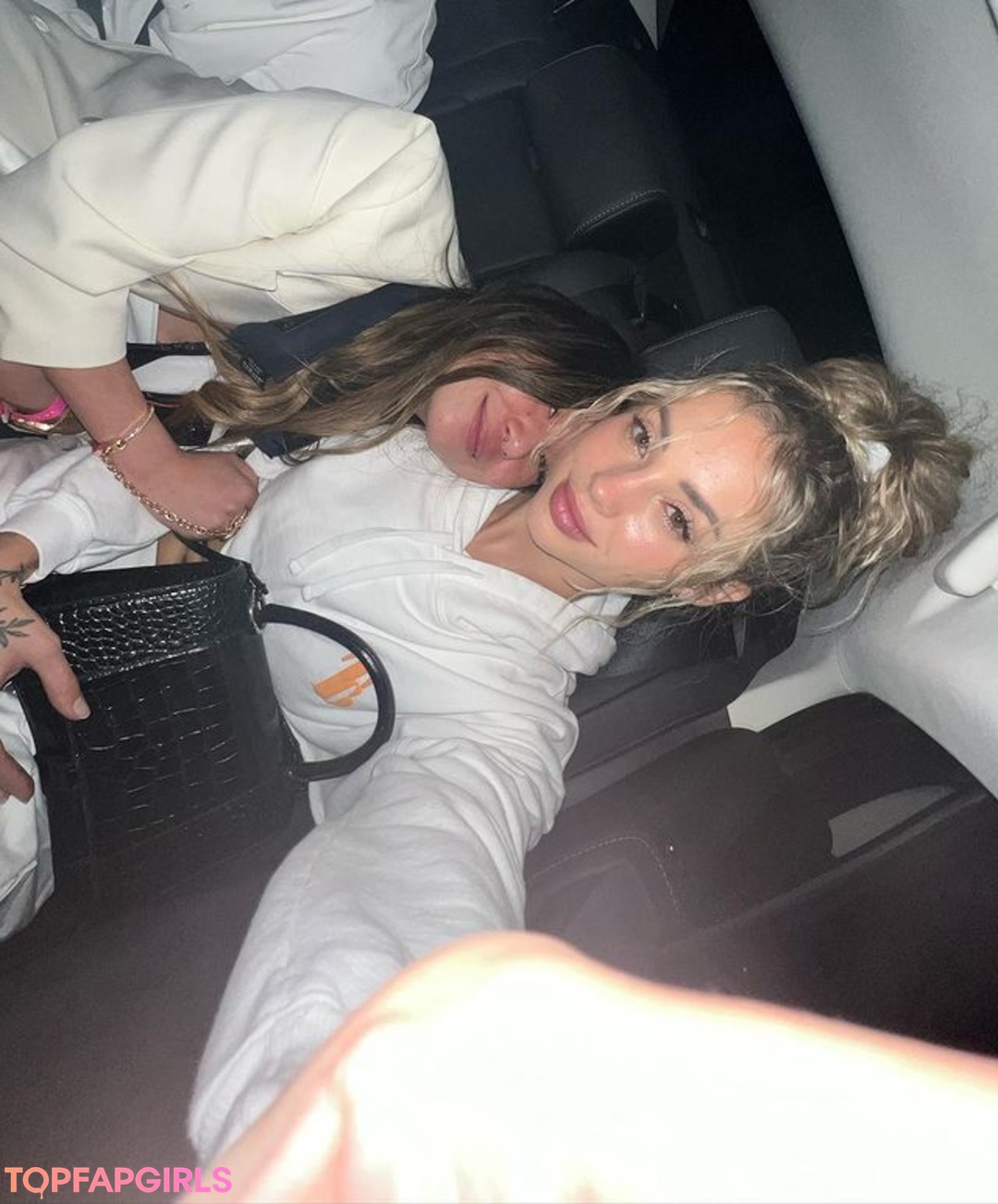 40 years old onlyfans hot nude picture