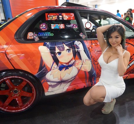 Vicki Li star beautiful pictures